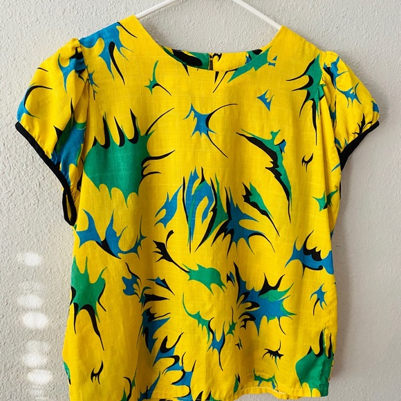 Retro 90's Style Vibrant Yellow Green Abstract Top - Picture 2 of 9